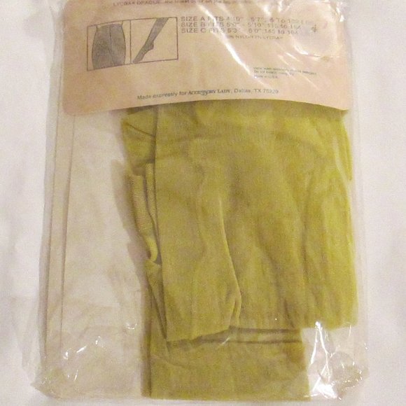 BUNDLE OF VINTAGE HOSIERY (6) PAIR (DARK COLORS) - Picture 9 of 14